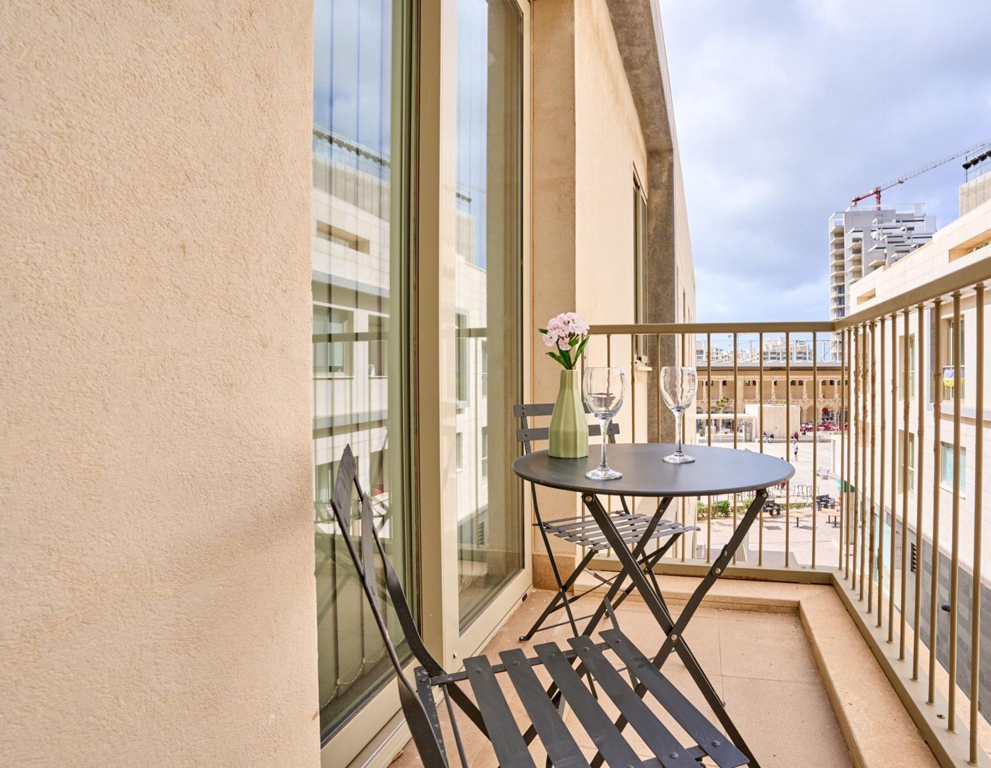 Stylish Apartment In Tigne Point 슬리에마 외부 사진
